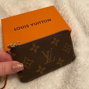 Louis Vuitton Key Pouch🤎